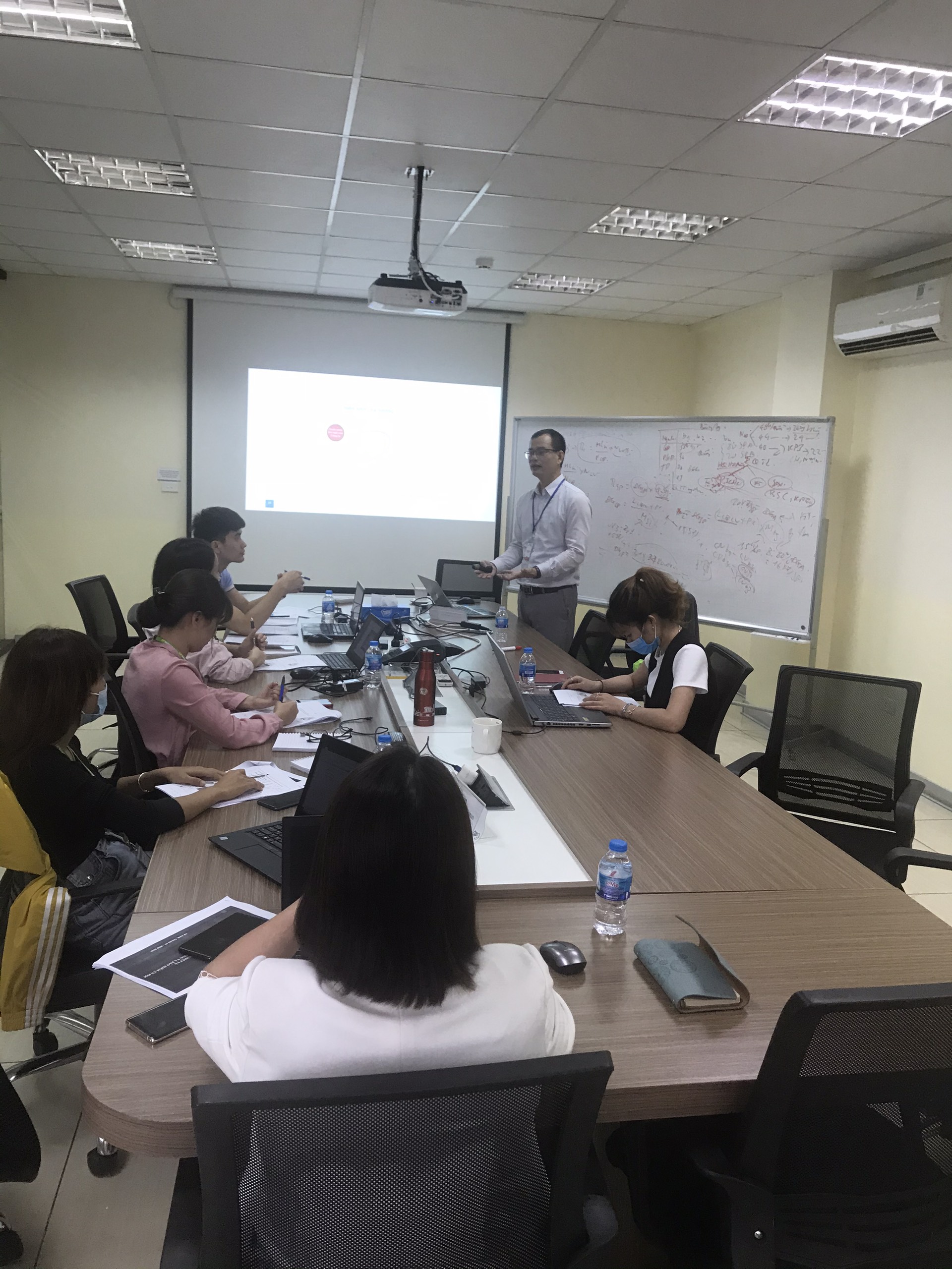Đào tạo, tư vấn nghiệp vụ quản lý lao động, tiền lương và bảo hiểm cho công ty TNHH Pin GP Việt Nam